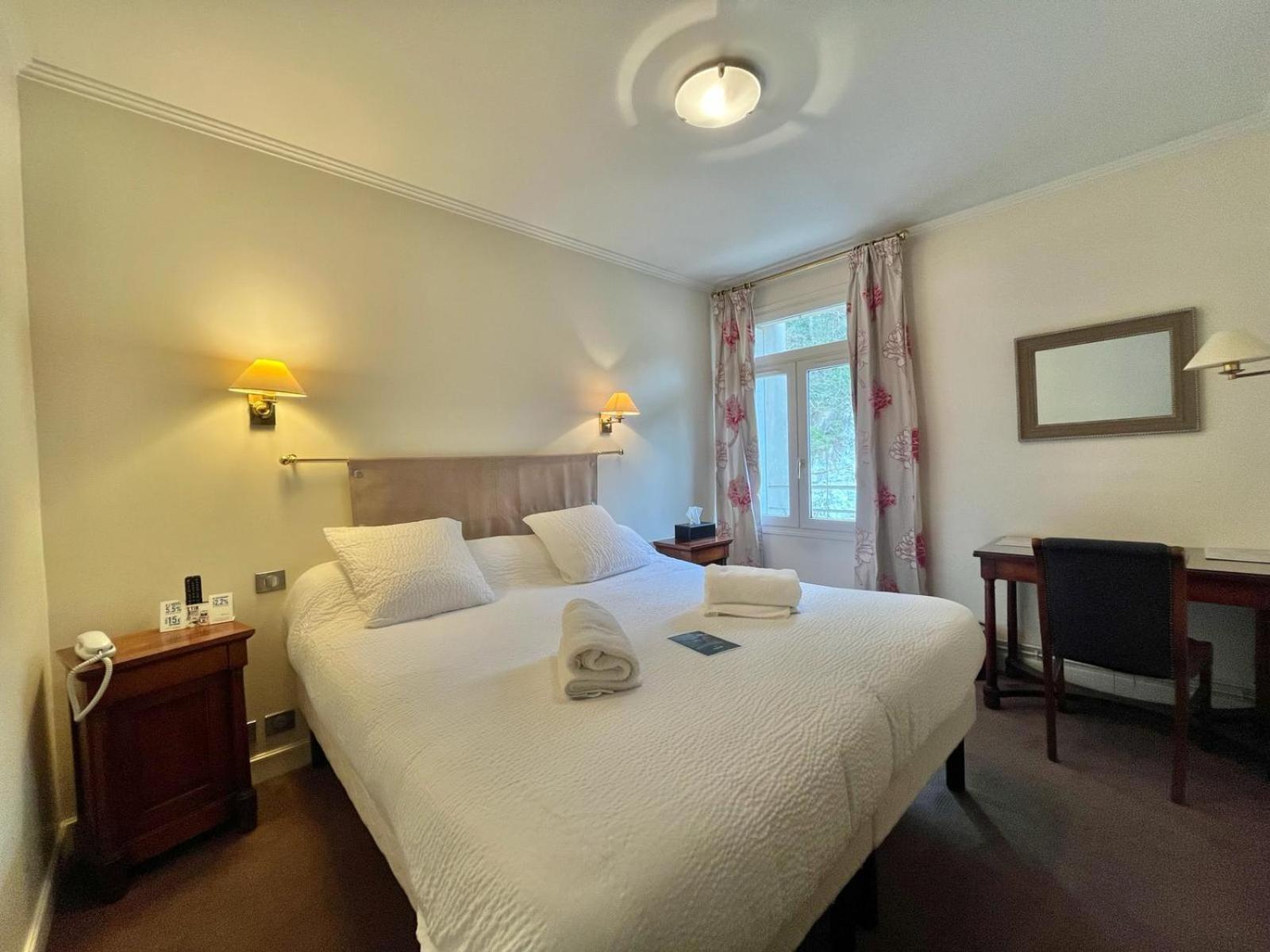 Logis Hôtel Le Rivage Gien Buitenkant foto