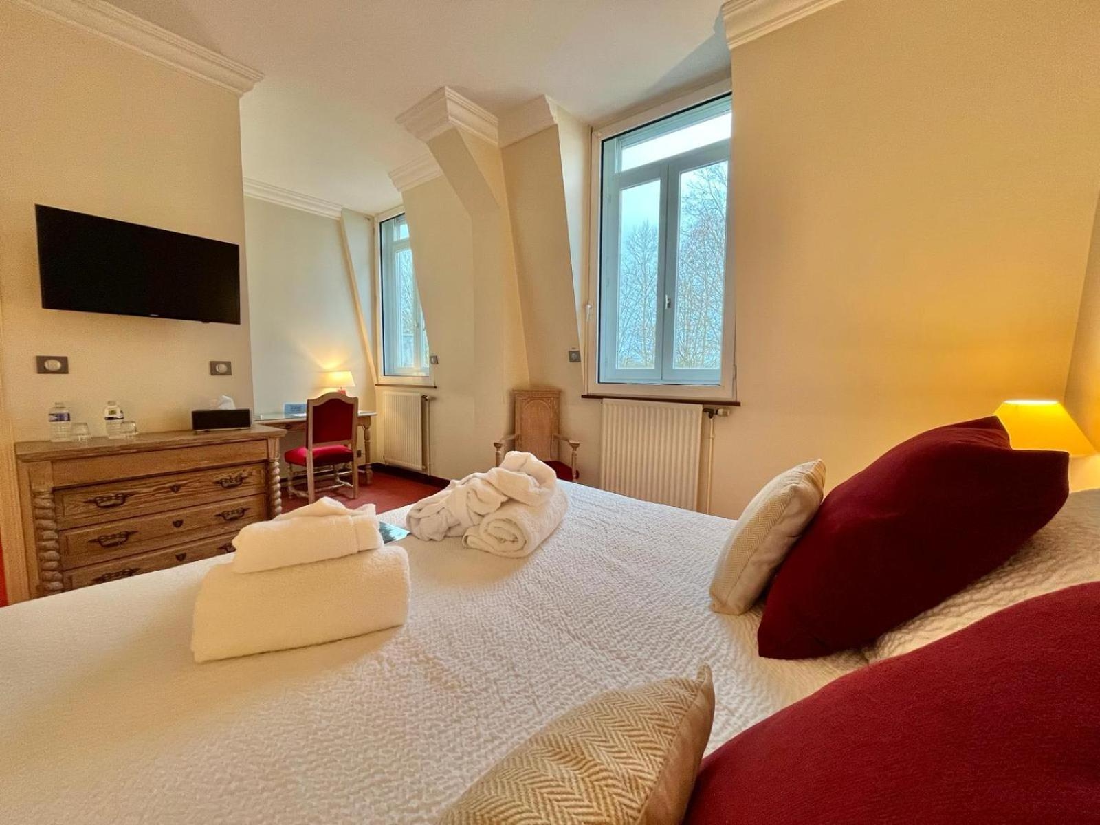 Logis Hôtel Le Rivage Gien Buitenkant foto