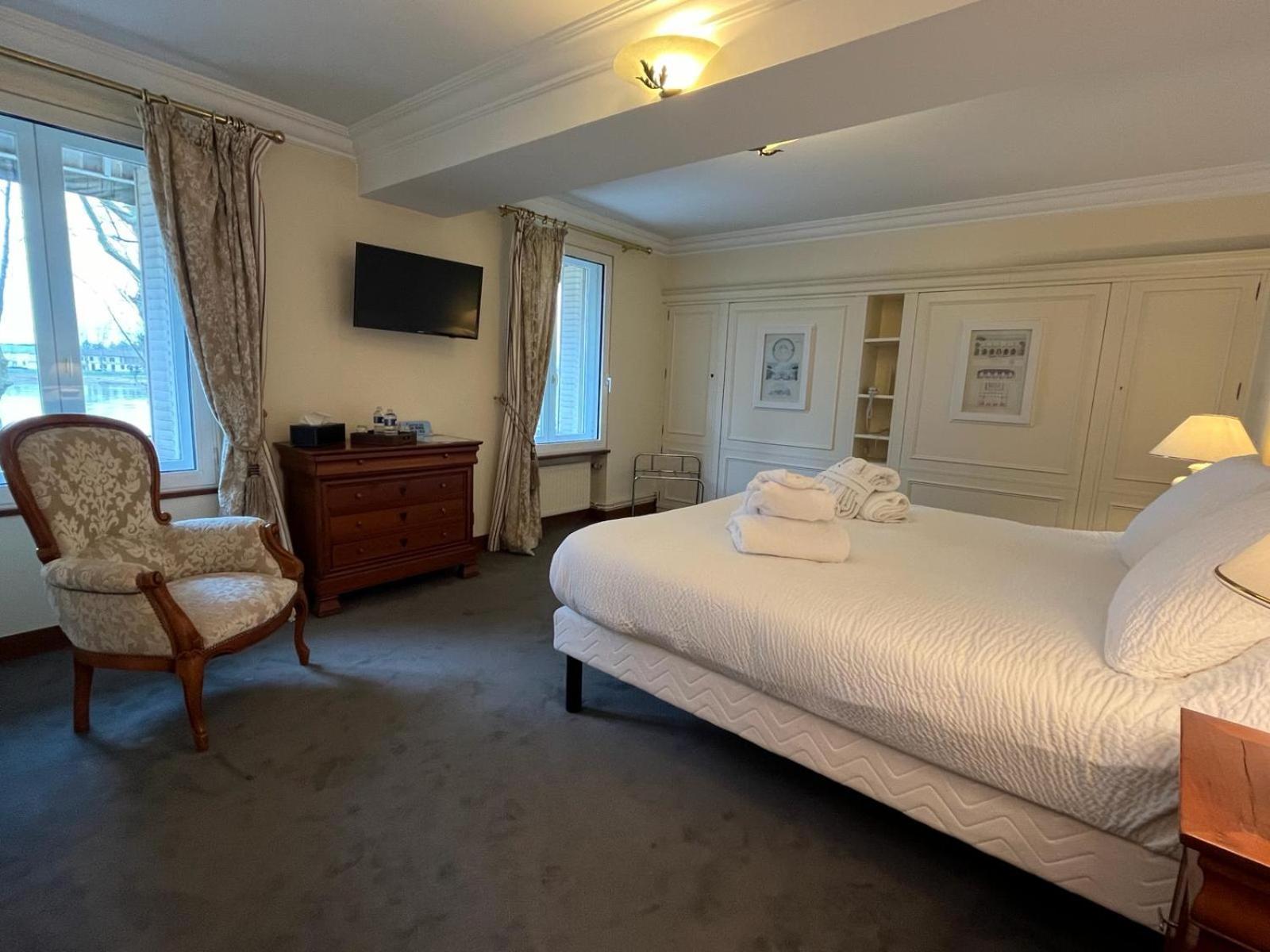 Logis Hôtel Le Rivage Gien Buitenkant foto