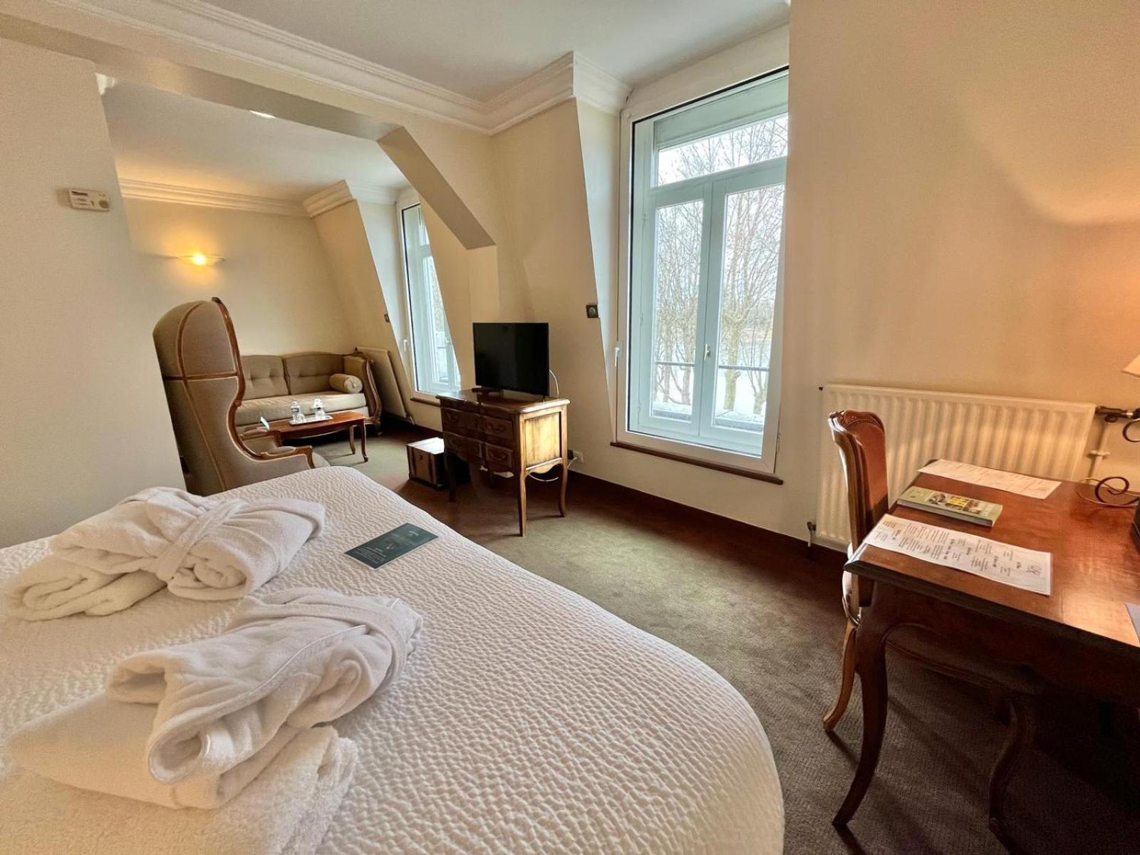 Logis Hôtel Le Rivage Gien Buitenkant foto