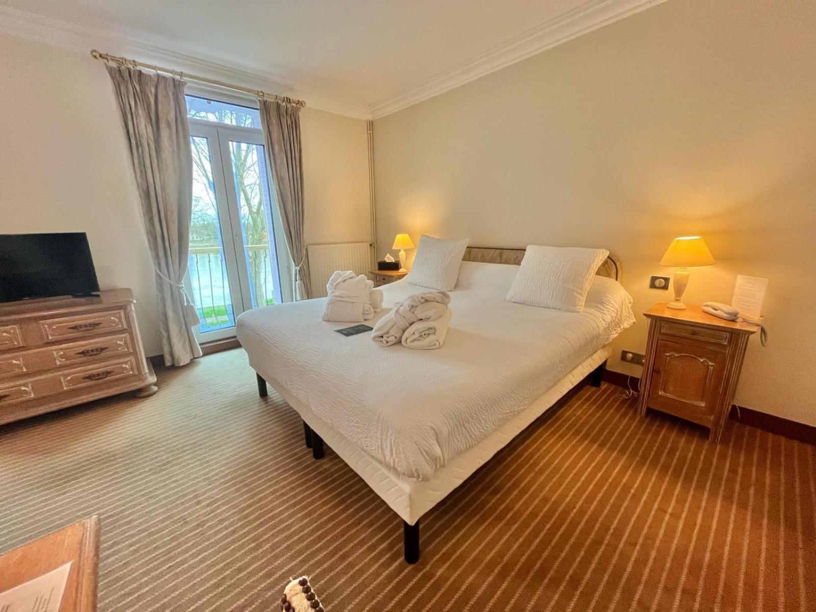 Logis Hôtel Le Rivage Gien Buitenkant foto